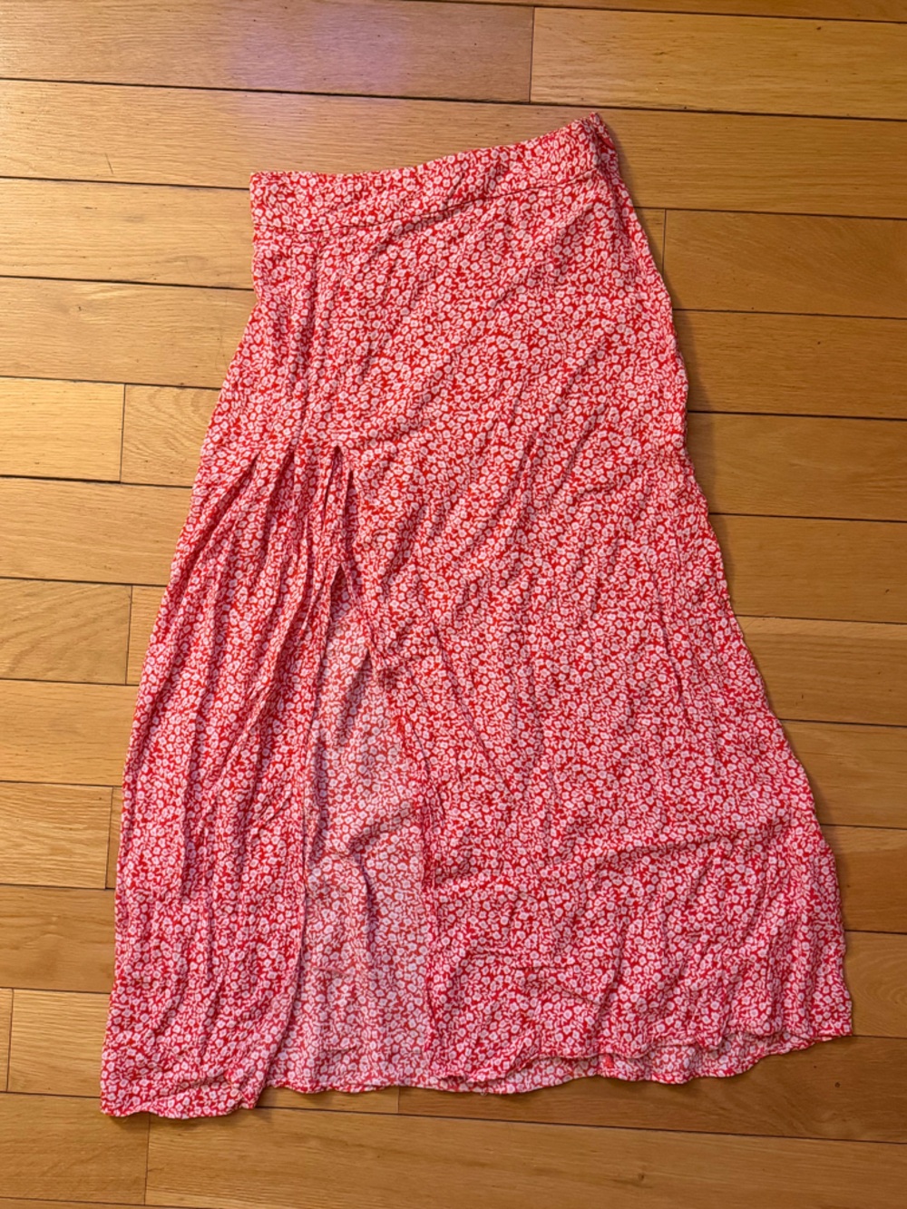 H&M Red and White Floral Midi Skirt